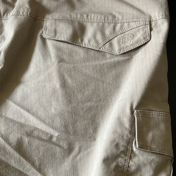 5.11 cargo shorts - Picture 4 of 5